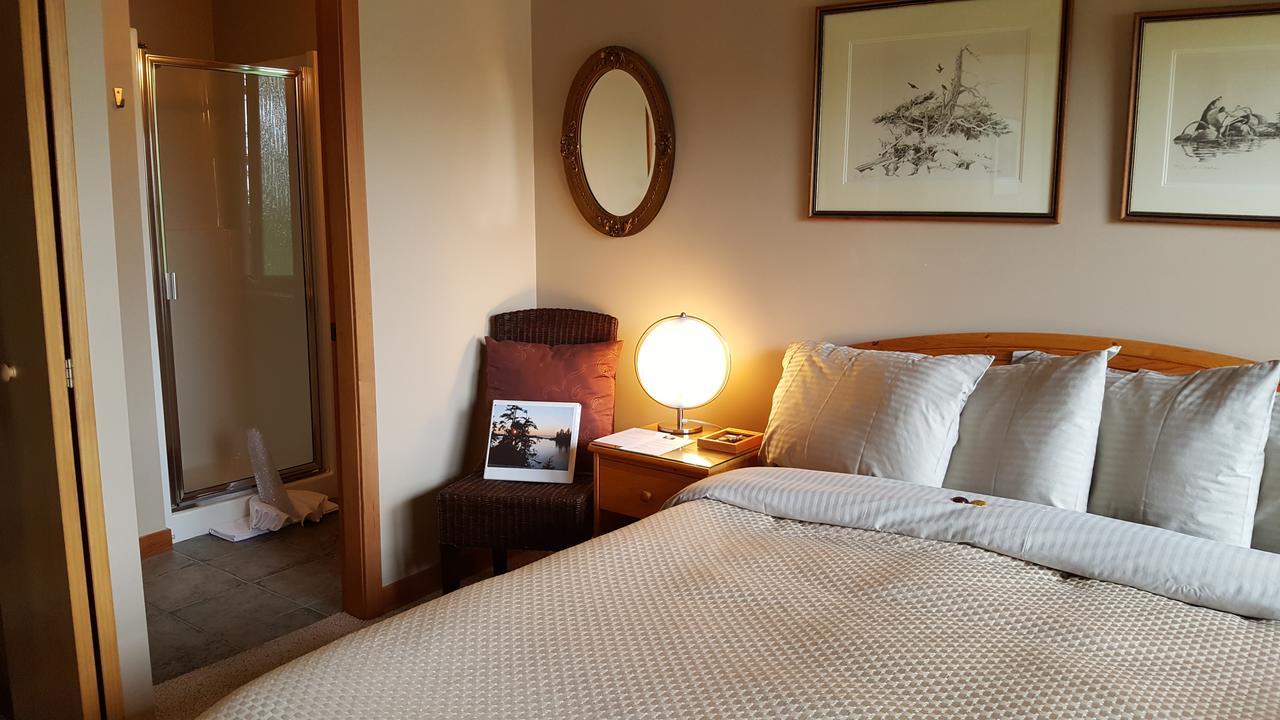 Reef Point Oceanfront Bed And Breakfast Ucluelet Luaran gambar
