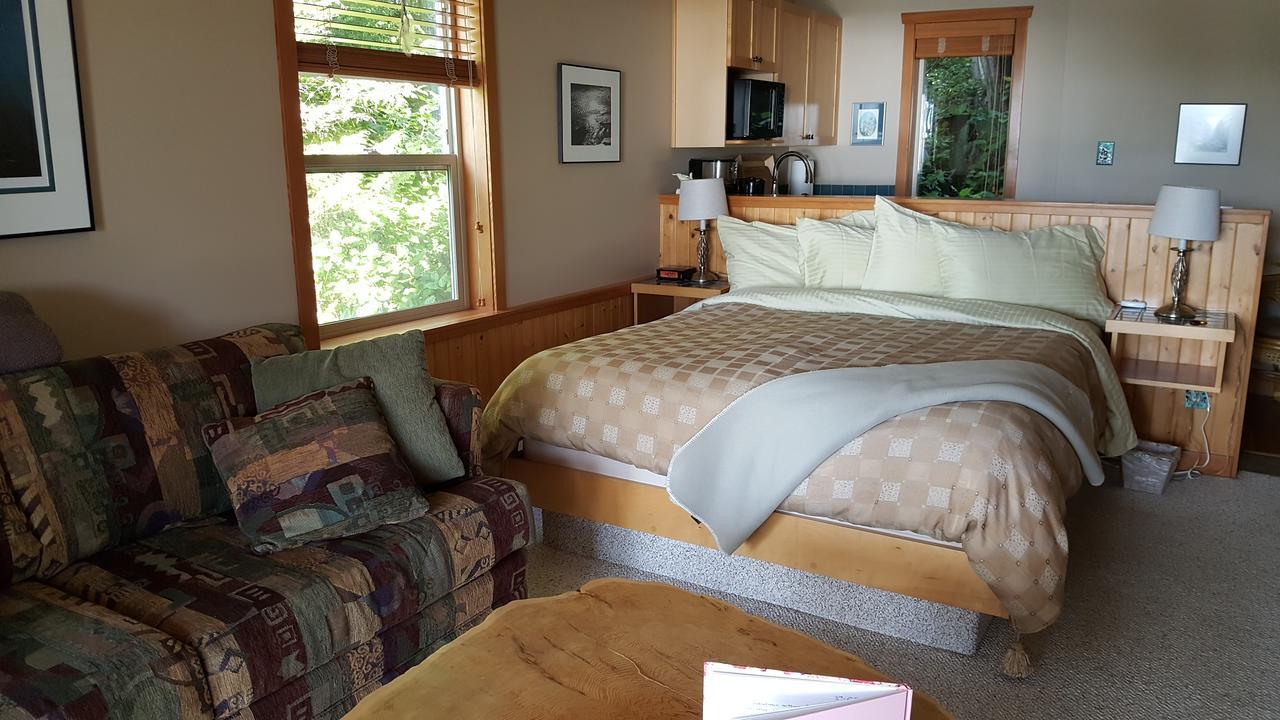 Reef Point Oceanfront Bed And Breakfast Ucluelet Luaran gambar
